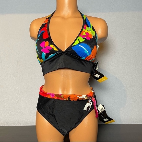 Nwt Body I.D. Floral Halter Top Matching Bottom 2-Piece Bikini Size 13/14 (SW31) - Picture 1 of 7